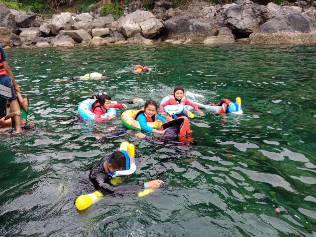 Tioman Santai Resort Kampong Juara Exterior photo