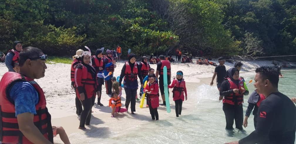 Tioman Santai Resort Kampong Juara Exterior photo